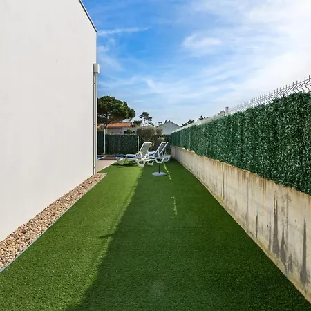 Near Obidos Lagoon And Surf Beaches, Cleaning Included 빌라 *