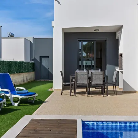 Near Obidos Lagoon And Surf Beaches, Cleaning Included 빌라 *