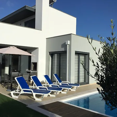 Near Obidos Lagoon And Surf Beaches, Cleaning Included * 포즈도아렐로