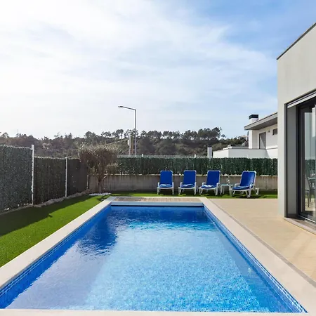 Near Obidos Lagoon And Surf Beaches, Cleaning Included 포즈도아렐로